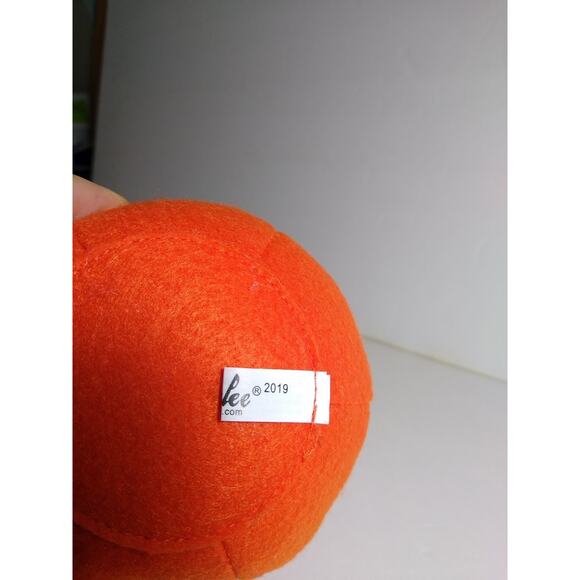 Annalee Halloween Mouse in Pumpkin Artist Doll 2019 Felt Plush - Picture 4 of 4